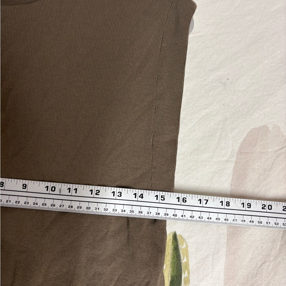 Woman’s Zara Ribbed Cap Sleeve Top 🌵Small - Picture 4 of 6